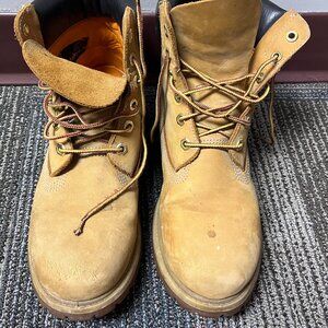 USED Timberlands Womens 10M